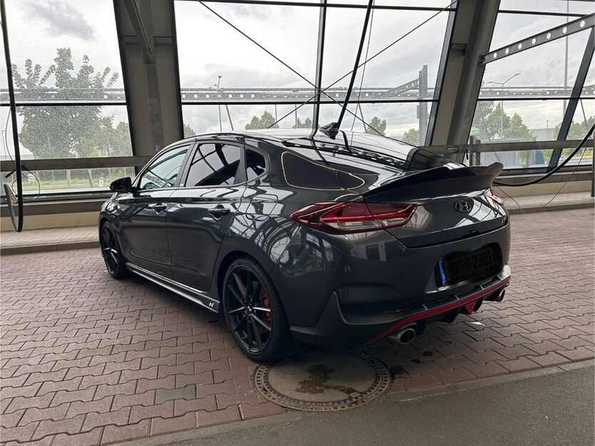 i30
