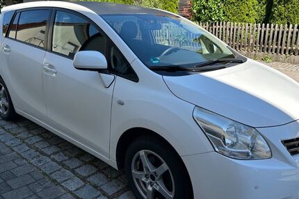 Toyota Verso 171.500 km 7.000 &euro; Fischach 86850