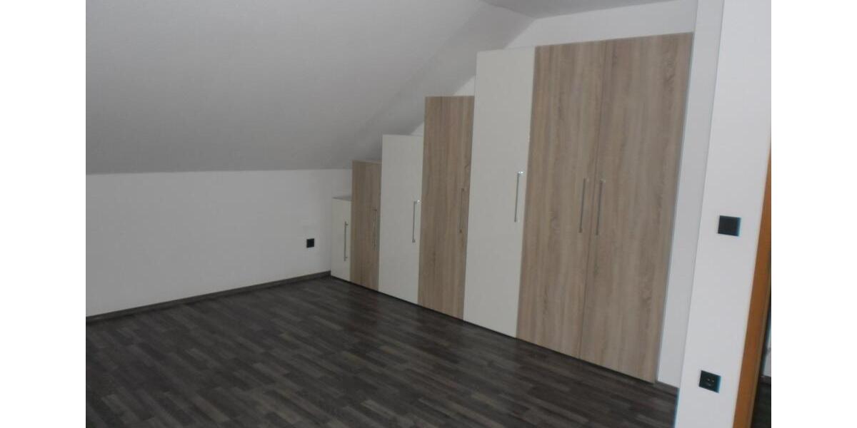Etagenwohnung Cadolzburg - 2.5 Zimmer, 59 m&sup2;, 213.000&euro; | Angebot:27045113