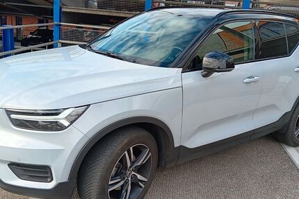 Volvo XC40 28.500 km 32.950 &euro; Großhansdorf 22927