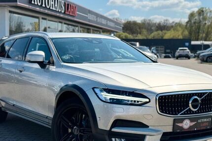 Volvo V90 Cross Country 158.000 km 20.990 &euro; Schorfheide 16244