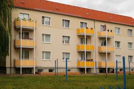 Wohnung Mücheln St. Ulrich - 3 Zimmer, 60 m&sup2;, 420&euro; | Angebot:24916616