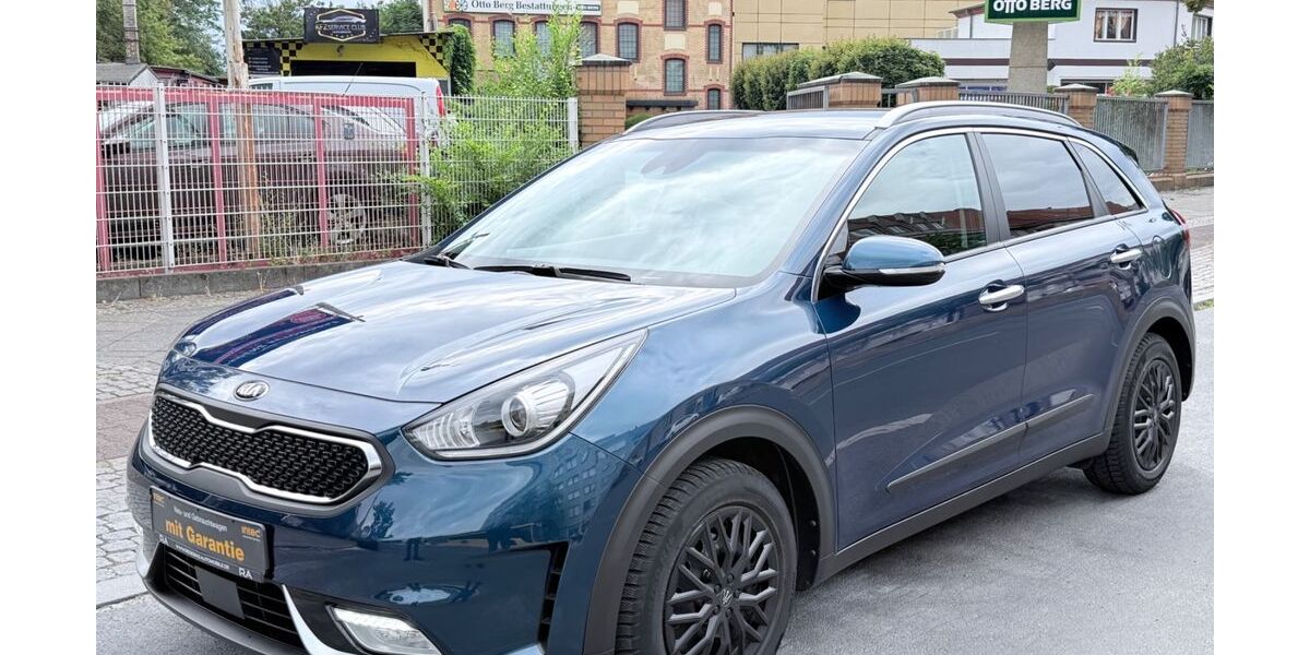 Kia Niro 87.427 km 12.490 &euro; BERLIN 13409