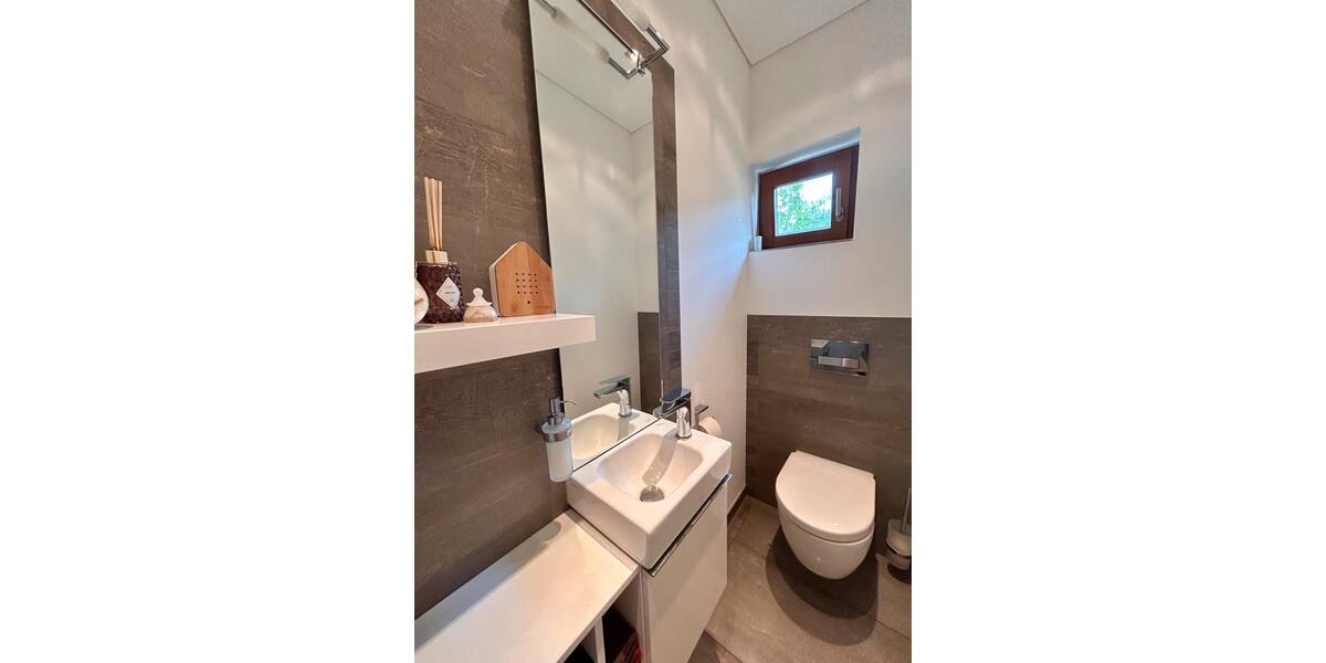 Doppelhaushälfte Schweinfurt Haardt - 8 Zimmer, 180 m&sup2;, 720.000&euro; | Angebot:26413233