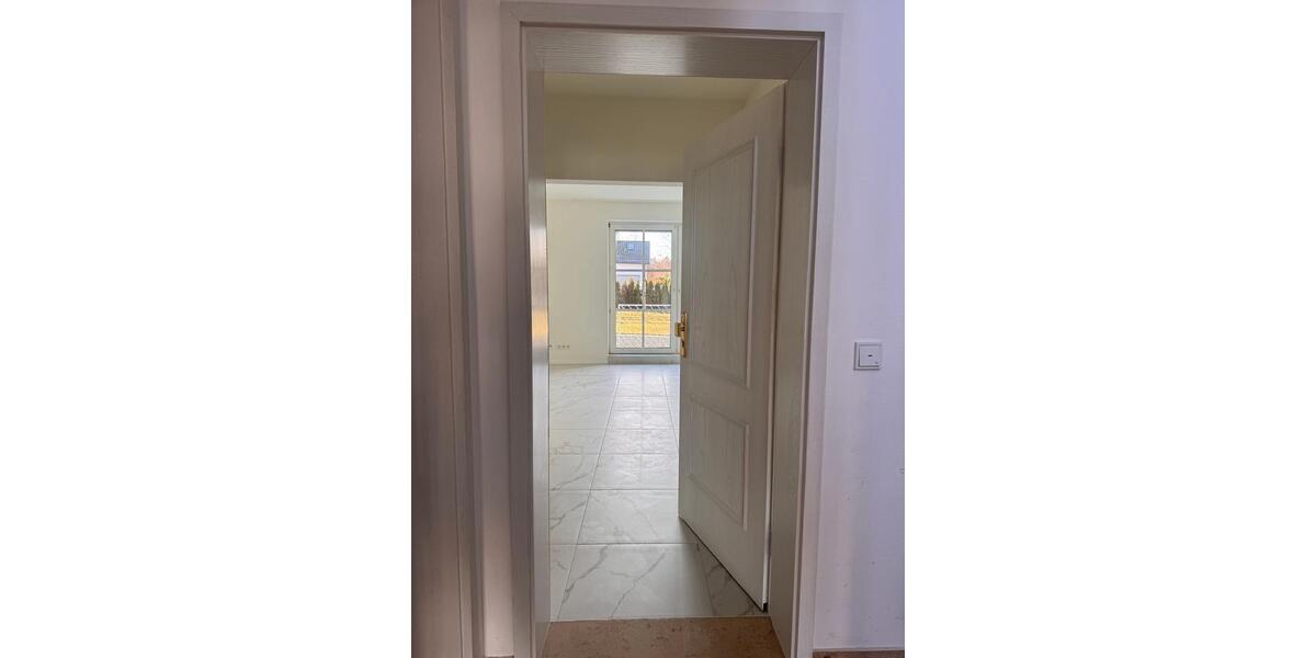 Etagenwohnung Grünwald - 2 Zimmer, 64 m&sup2;, 1.400&euro; | Angebot:24859965