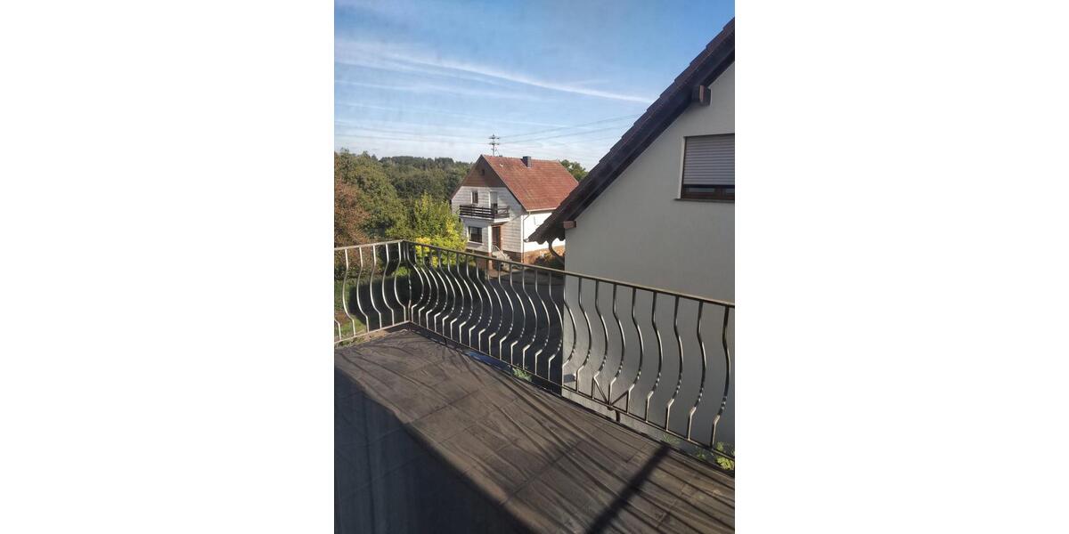 Einfamilienhaus Weiskirchen - 7 Zimmer, 145 m&sup2;, 145.000&euro; | Angebot:23578378