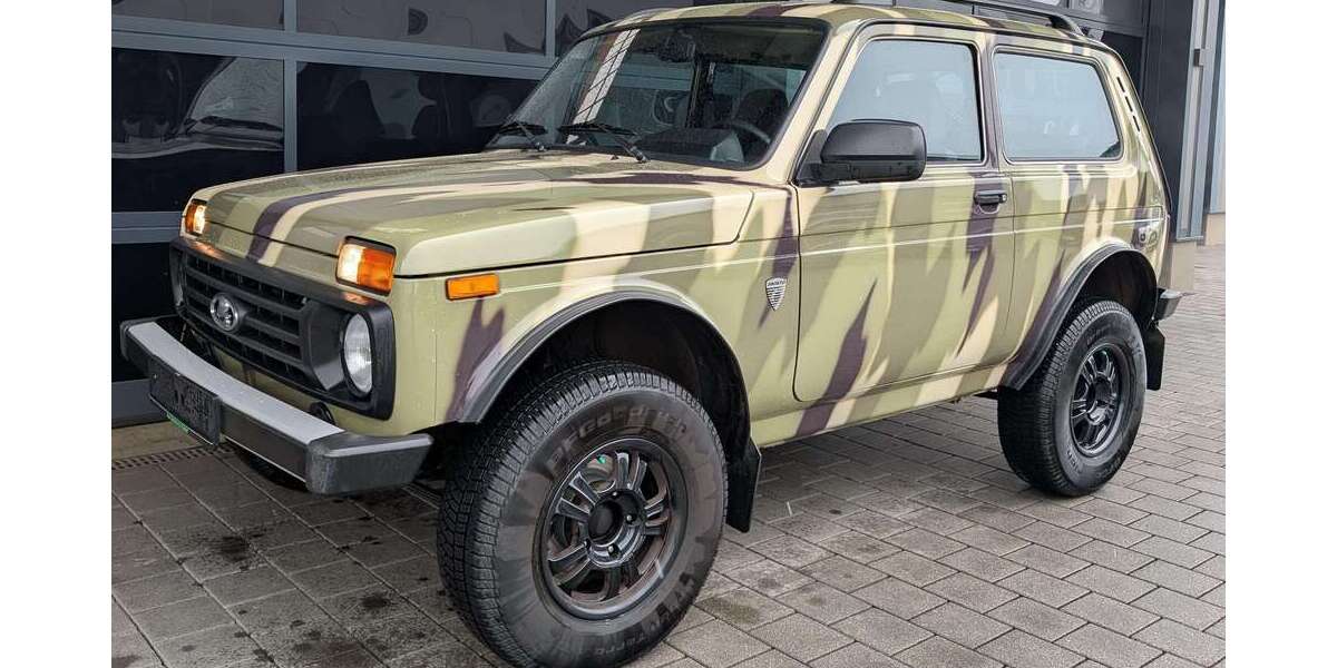 Lada Niva 29.600 km 20.990 &euro; Hofstetten 86928