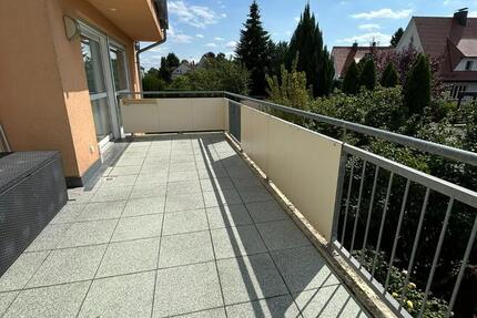 Helle, möblierte 3,5 Zimmer Wohnung m. gr. Terrasse Lauf rechts zimmer