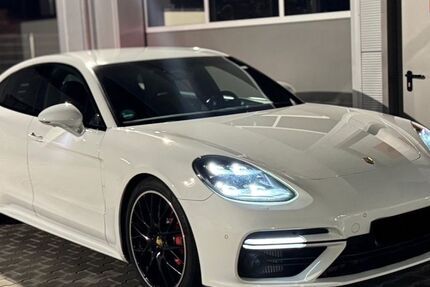 Porsche Panamera 152.000 km 55.700 &euro; Viersen 41747