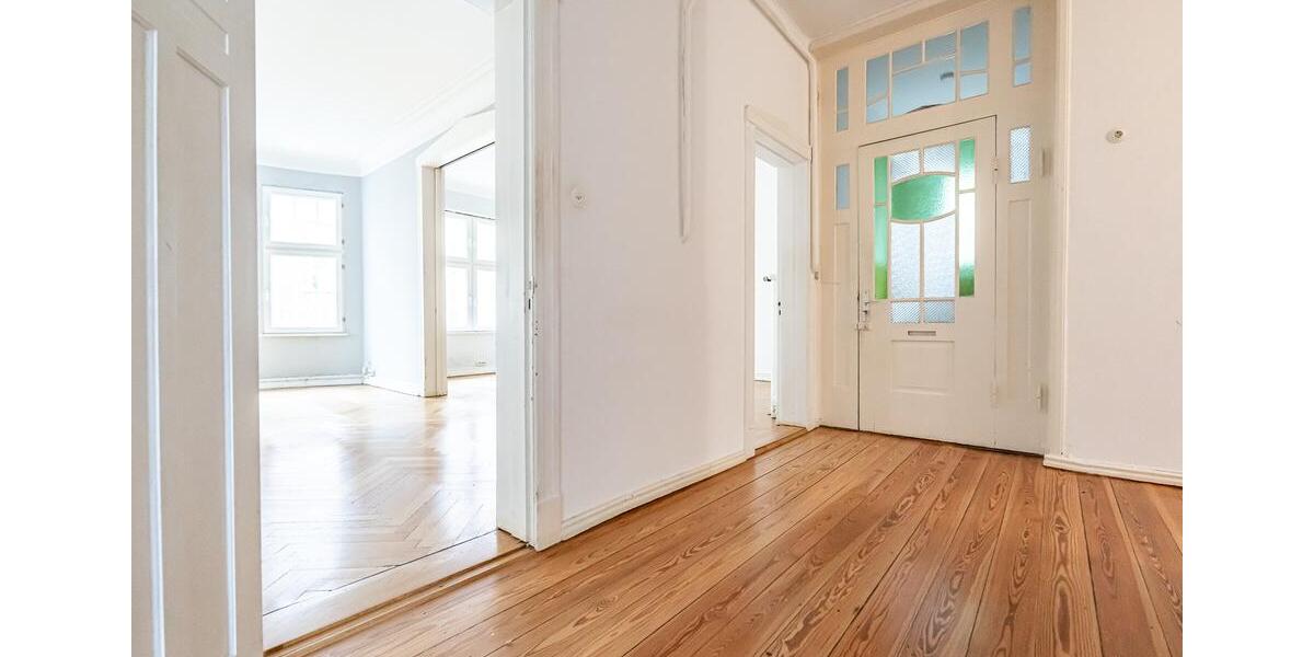 Etagenwohnung Flensburg - 5 Zimmer, 142 m&sup2;, 1.600&euro; | Angebot:26232948