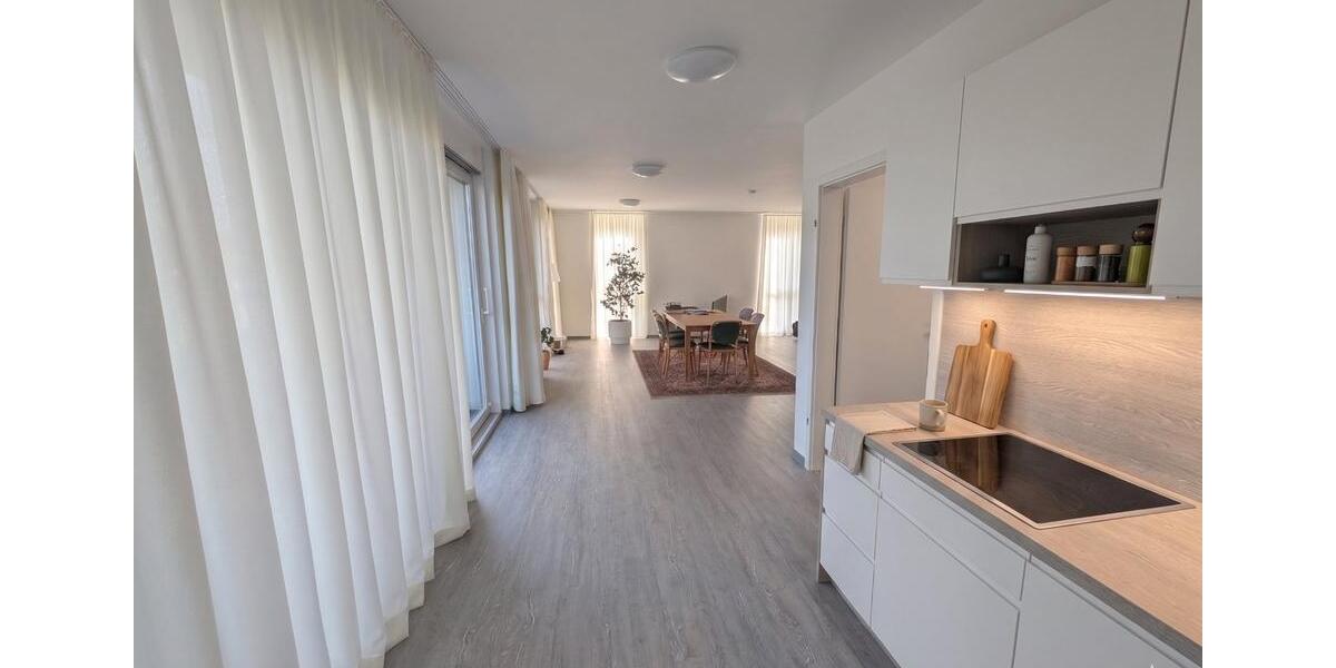 Etagenwohnung Beeskow - 4 Zimmer, 121 m&sup2;, 1.855&euro; | Angebot:26386823