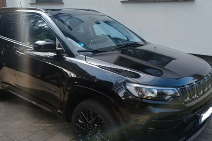 Jeep Compass 68.000 km 20.000 &euro; Hamburg 22147