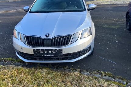 Skoda Octavia 268.700 km 7.800 &euro; Wildflecken 97772