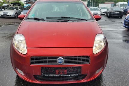 Fiat Punto 219.477 km 890 &euro; Vettelschoss 53560