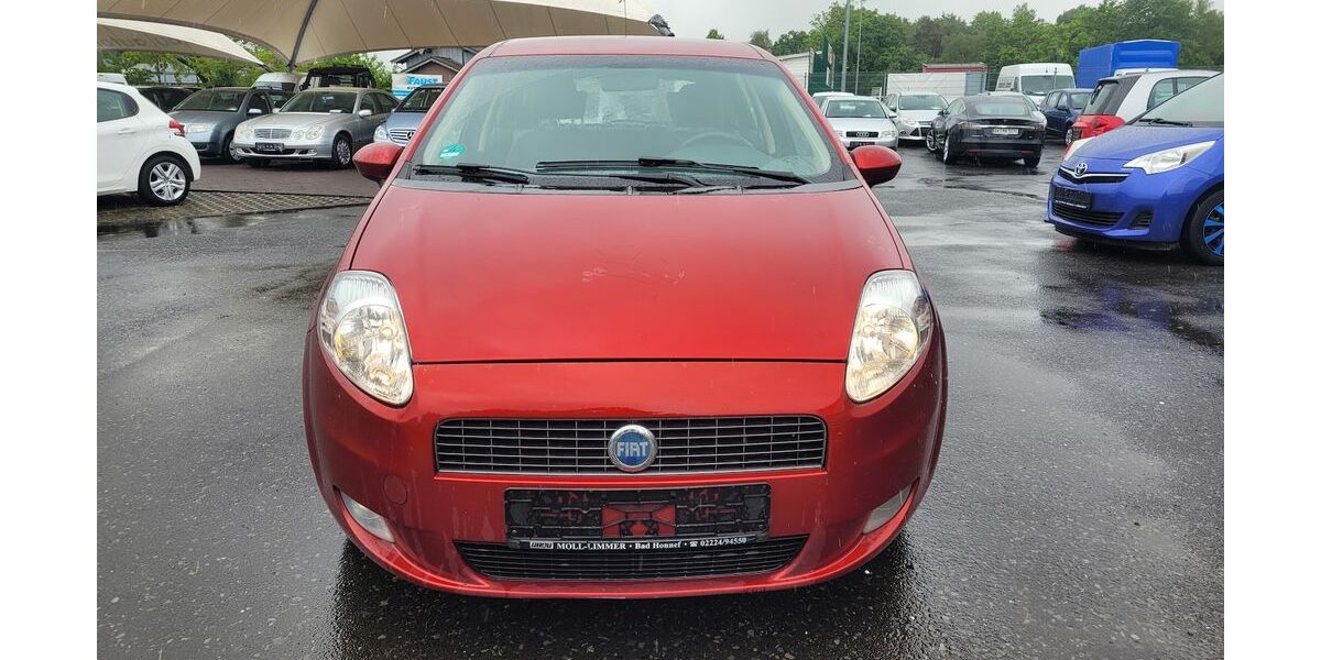 Fiat Punto 219.477 km 890 &euro; Vettelschoss 53560