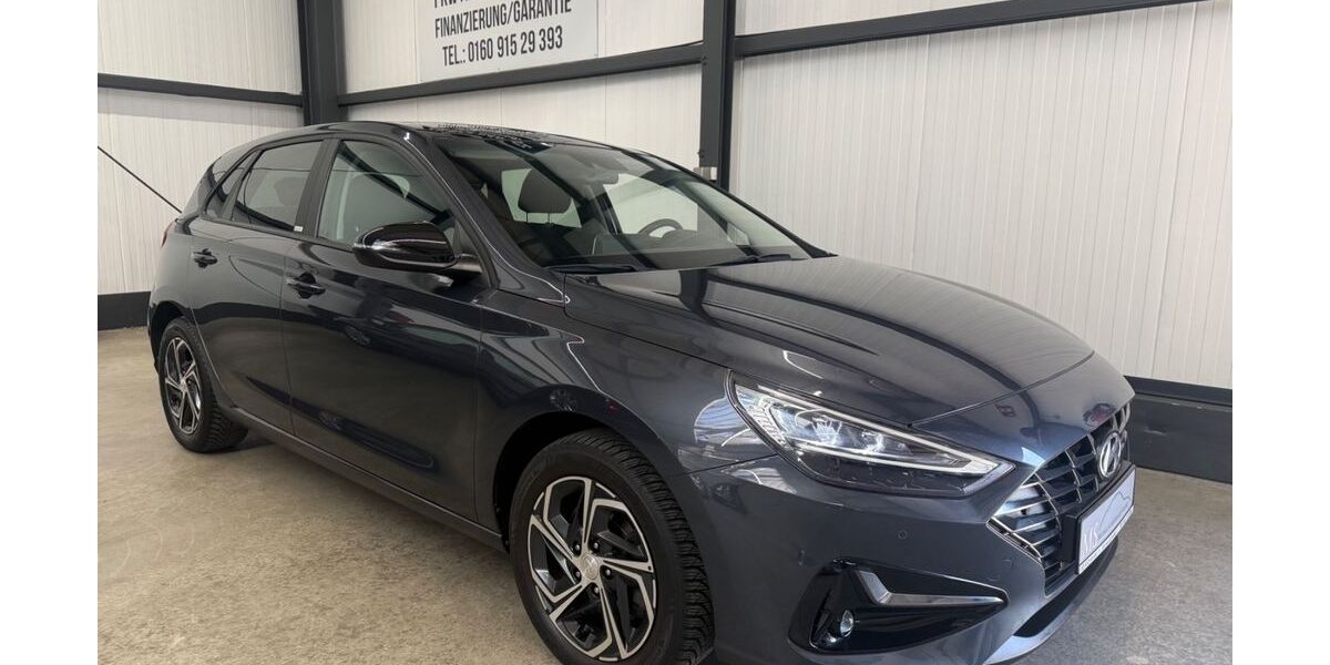 Hyundai i30 27.000 km 15.900 &euro; Lübeck 23556