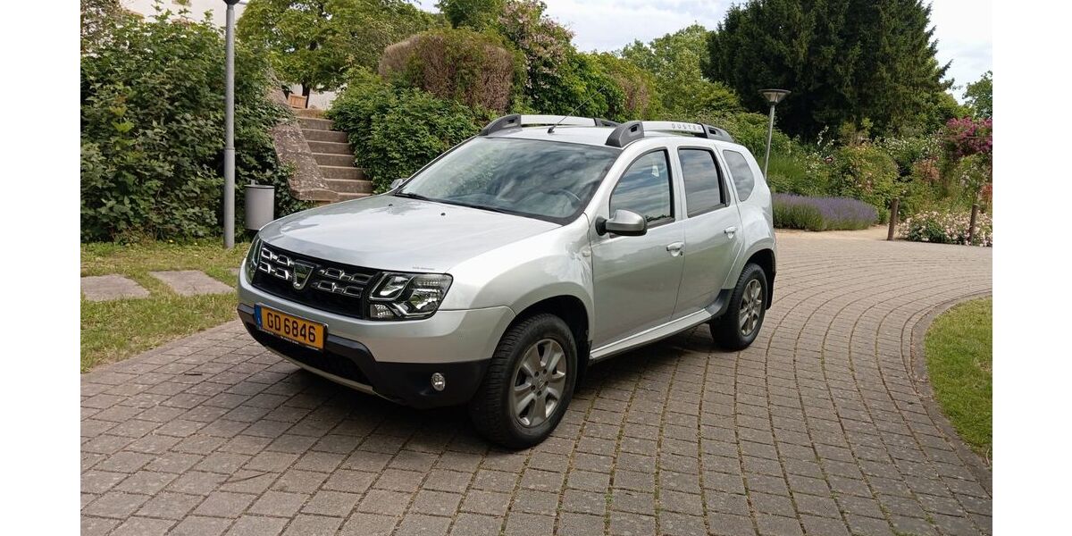 Dacia Duster 98.500 km 11.900 &euro; Perl 66706