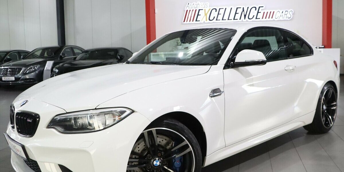 BMW M2 Coupe DKG / BI-XENON, LEDER, NAVI-PRO+KAMERA 90.000 km 35.992 € Hamm 59077