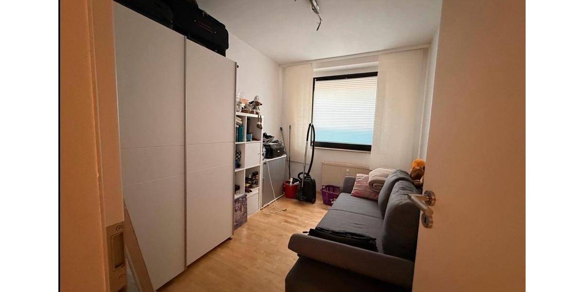 Erdgeschoßwohnung Krefeld Gellep-Stratum - 3 Zimmer, 64 m&sup2;, 159.000&euro; | Angebot:23541493