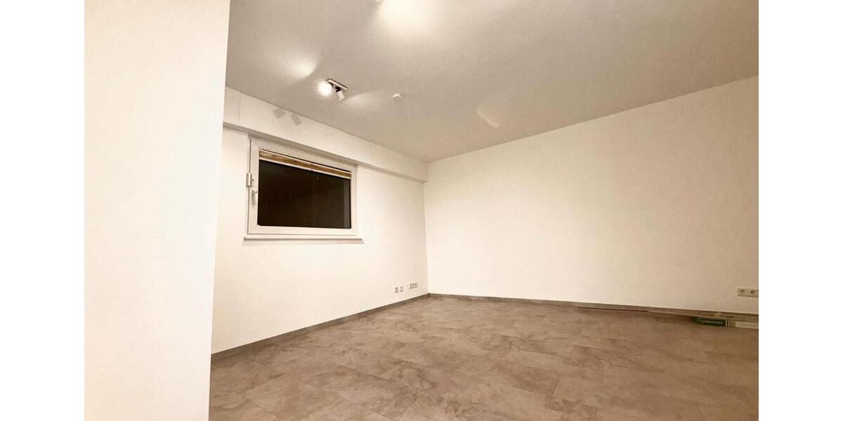 Erdgeschoßwohnung Essen Stadtbezirk IX - 1.5 Zimmer, 33 m&sup2;, 500&euro; | Angebot:26408145
