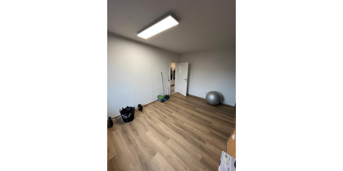 Etagenwohnung Schauenburg - 4 Zimmer, 100 m&sup2;, 1.000&euro; | Angebot:25172640
