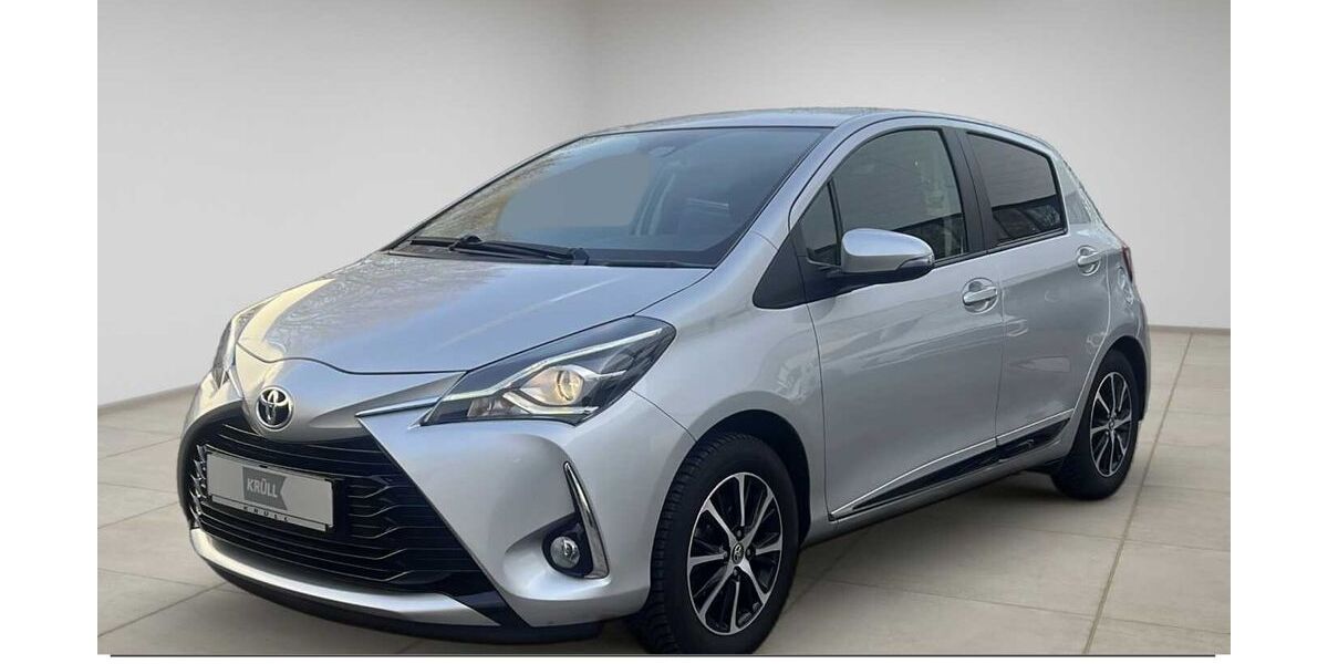 Toyota Yaris 65.000 km 12.450 &euro; Hamburg 21079