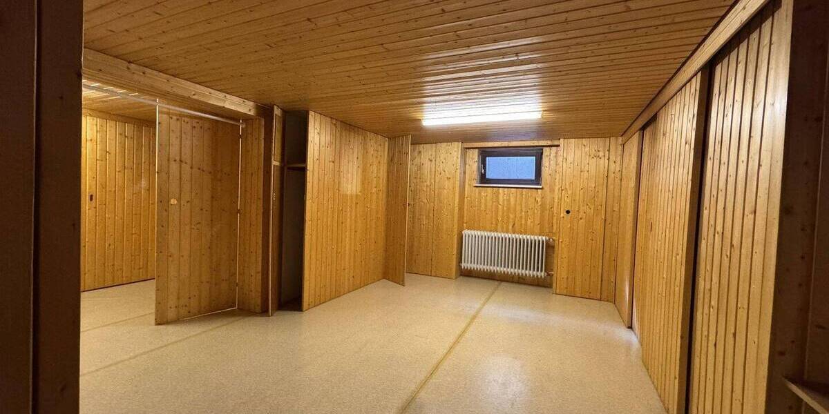 Einfamilienhaus Ellwangen - 7 Zimmer, 167 m&sup2;, 455.000&euro; | Angebot:26167080