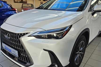 Lexus NX 450h 3.130 km 50.990 &euro; Paderborn 33104