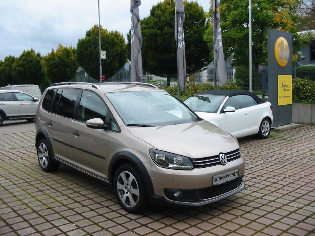 VW Touran 158.200 km 8.250 € Kirchzarten 79199