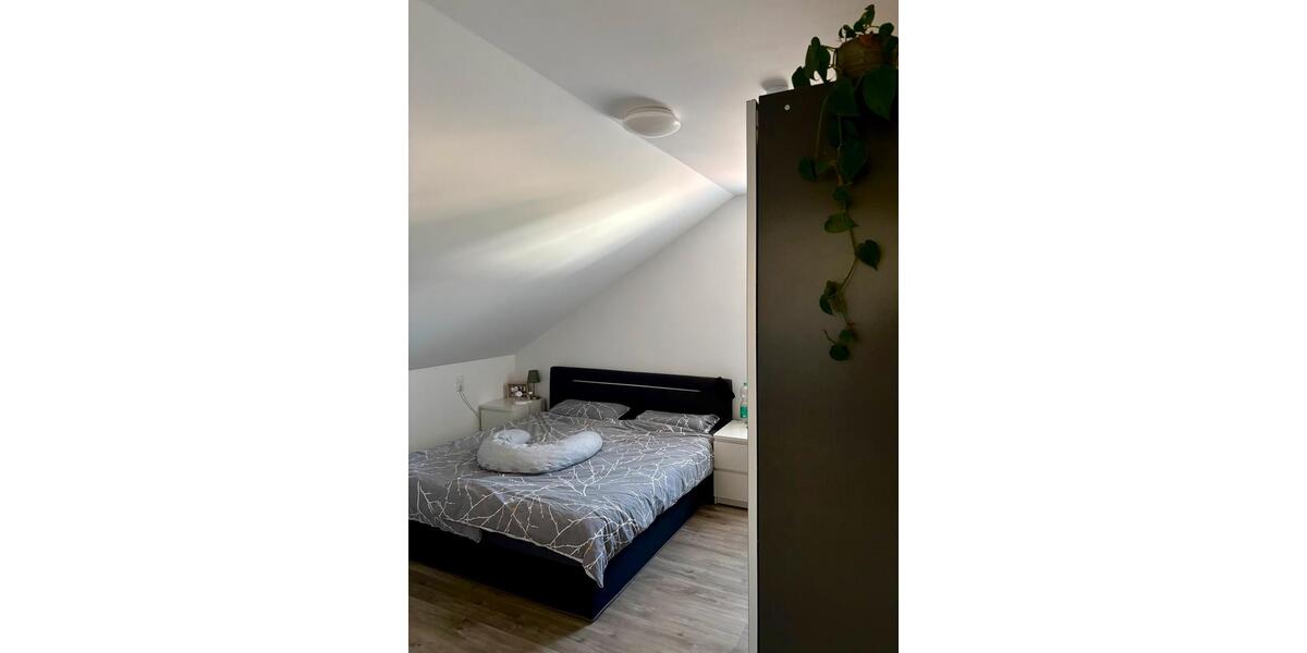 Dachgeschoßwohnung Großheubach - 3 Zimmer, 80 m&sup2;, 800&euro; | Angebot:26407145