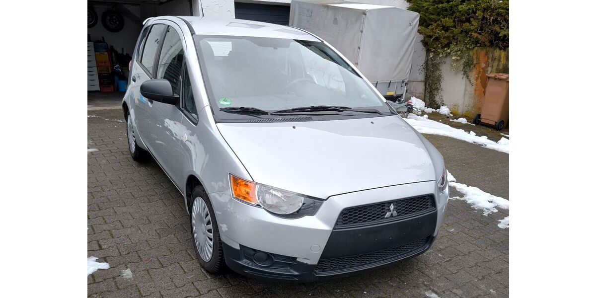 Mitsubishi Colt 45.500 km 5.299 &euro; Aßlar-Werdorf 35614