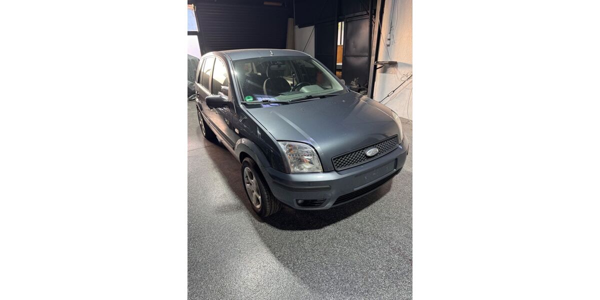 Ford Fusion 133.000 km 2.500 &euro; Schwelm 58332