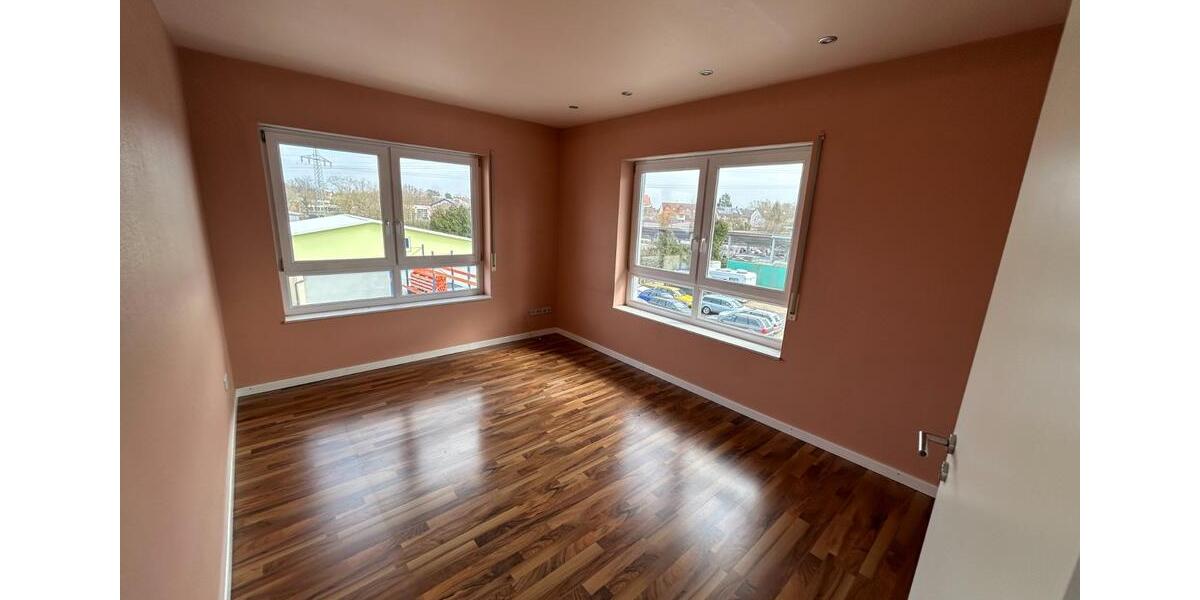 Gewerbeobjekt Philippsburg - 3 Zimmer, 1.520&euro; | Angebot:24723025