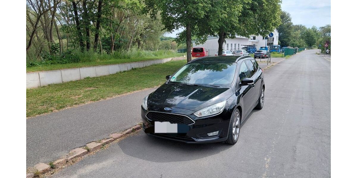 Ford Focus 140.681 km 5.300 &euro; Flöha 09557