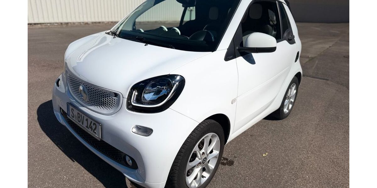 Smart ForTwo 39.347 km 11.999 &euro; Fellbach bei Stuttgart 70736