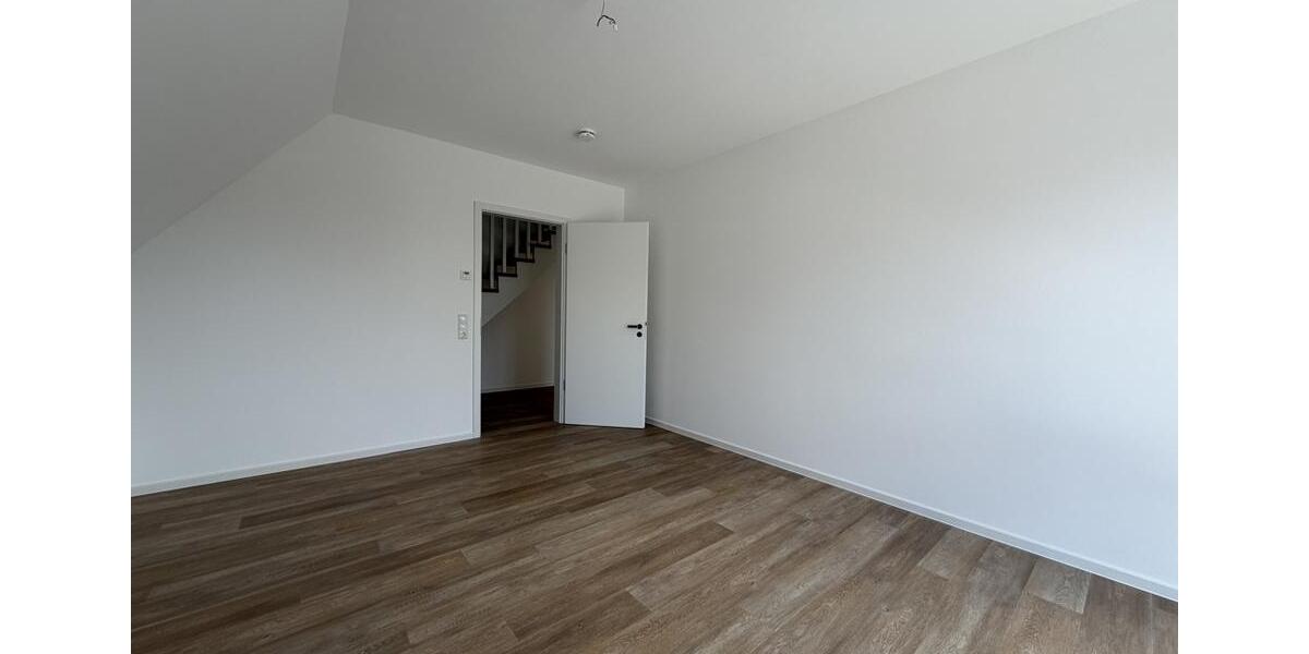Etagenwohnung Rhauderfehn - 3 Zimmer, 97 m&sup2;, 1.115&euro; | Angebot:26177655