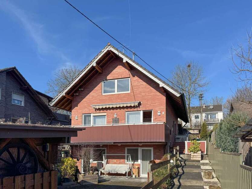 Haus zum Kaufen in Hennef 459.000 € 196 m²