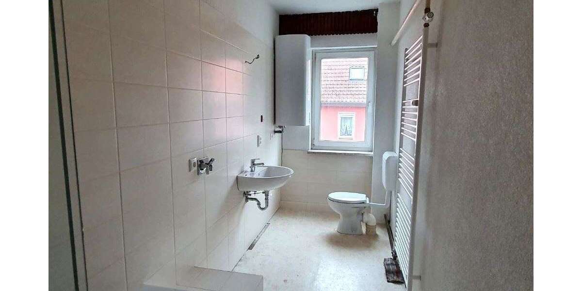 **keine Käuferprovision** Wohn- und Geschäftshaus in Pößneck mit schönem Garten - Mehrfamilienhaus, Wohnhaus Pößneck | Angebot:19742050