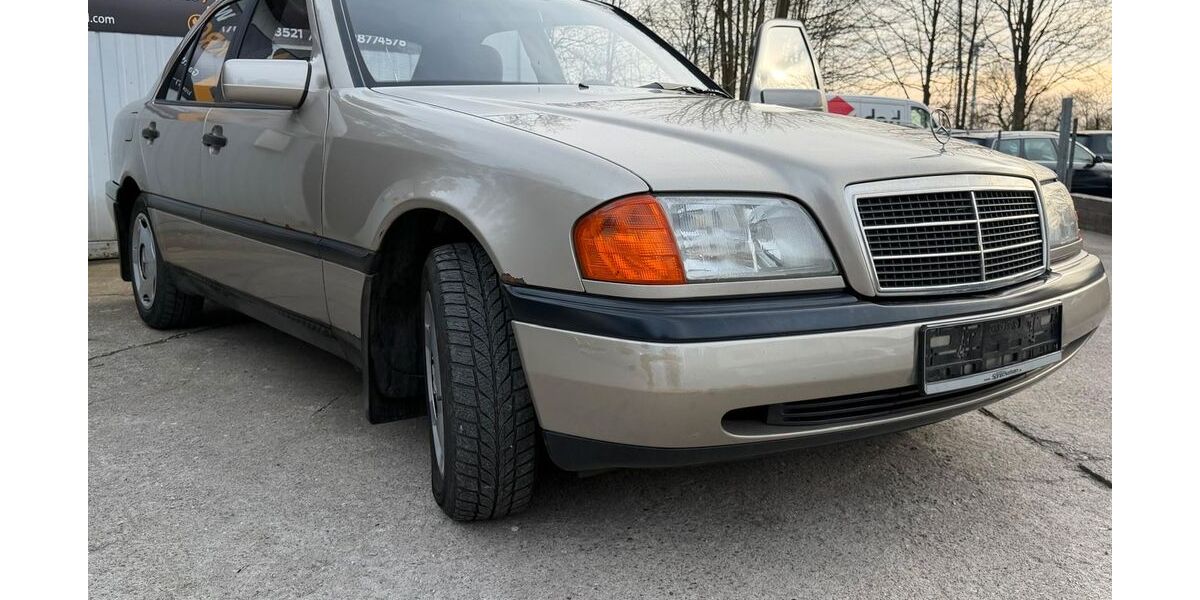 Mercedes-Benz C 200 249.604 km 2.700 &euro; Kropp 24848