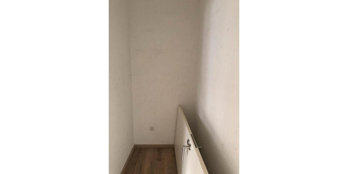 Erdgeschoßwohnung Bad Wildungen - 1 Zimmer, 75 m&sup2;, 830&euro; | Angebot:26551703