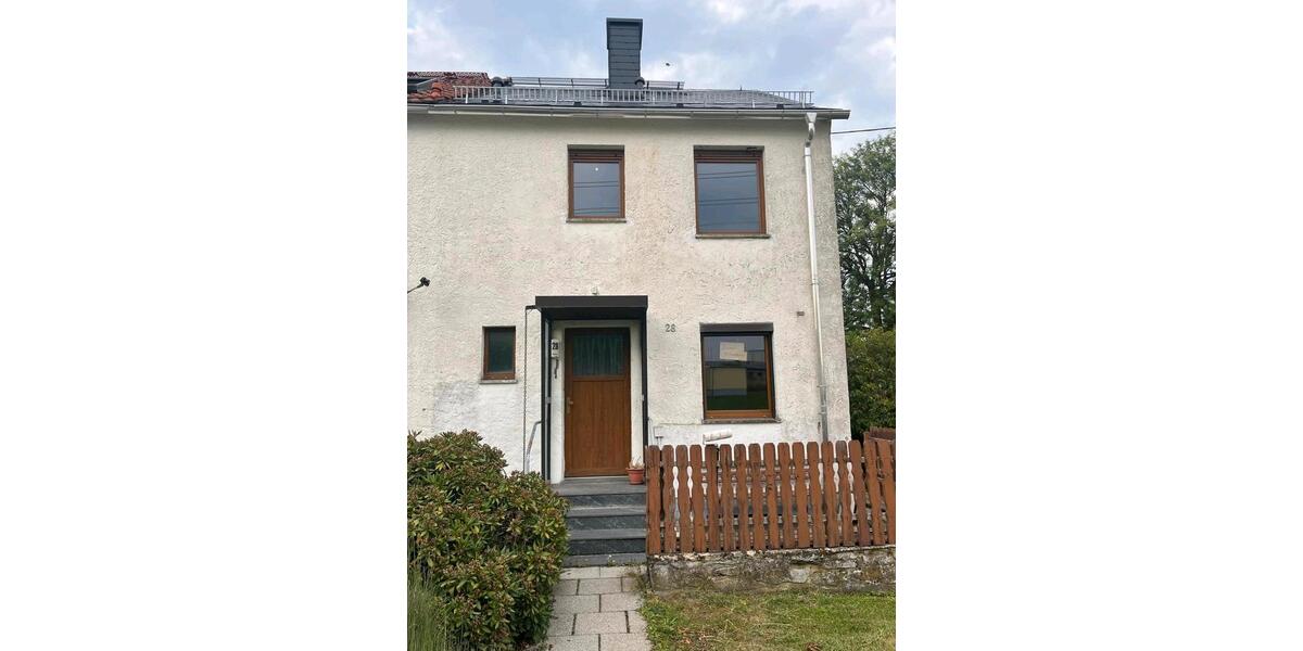 Reihenhaus Weischlitz - 7 Zimmer, 80 m&sup2;, 69.500&euro; | Angebot:27042842