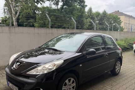 Peugeot 206 162.000 km 900 &euro; Kassel 34119