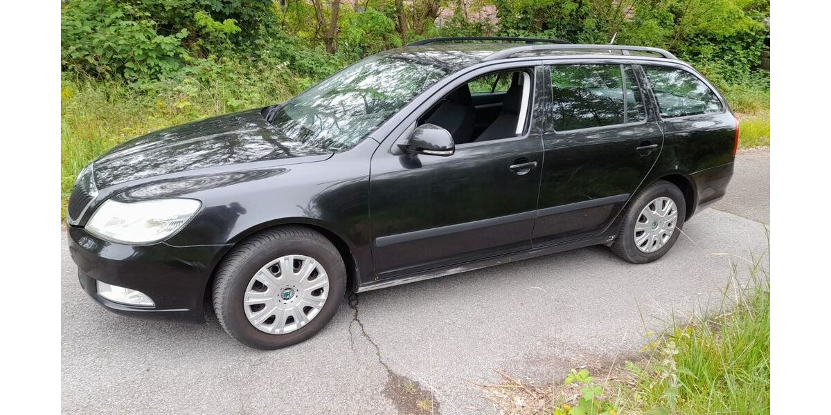 Skoda Octavia 210.125 km 2.250 &euro; Duisburg 47198