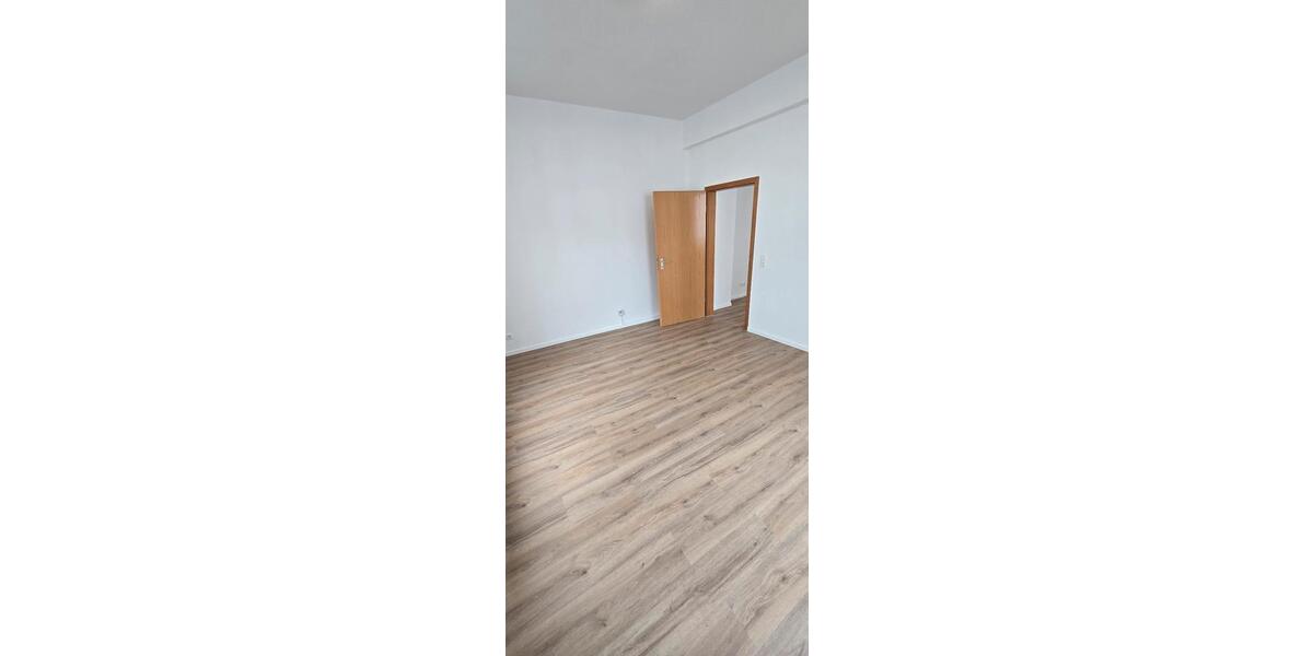 Etagenwohnung Essen Stadtkern - 1 Zimmer, 37 m&sup2;, 379&euro; | Angebot:26680359