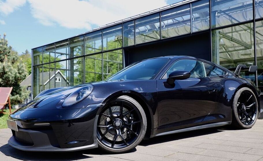 992