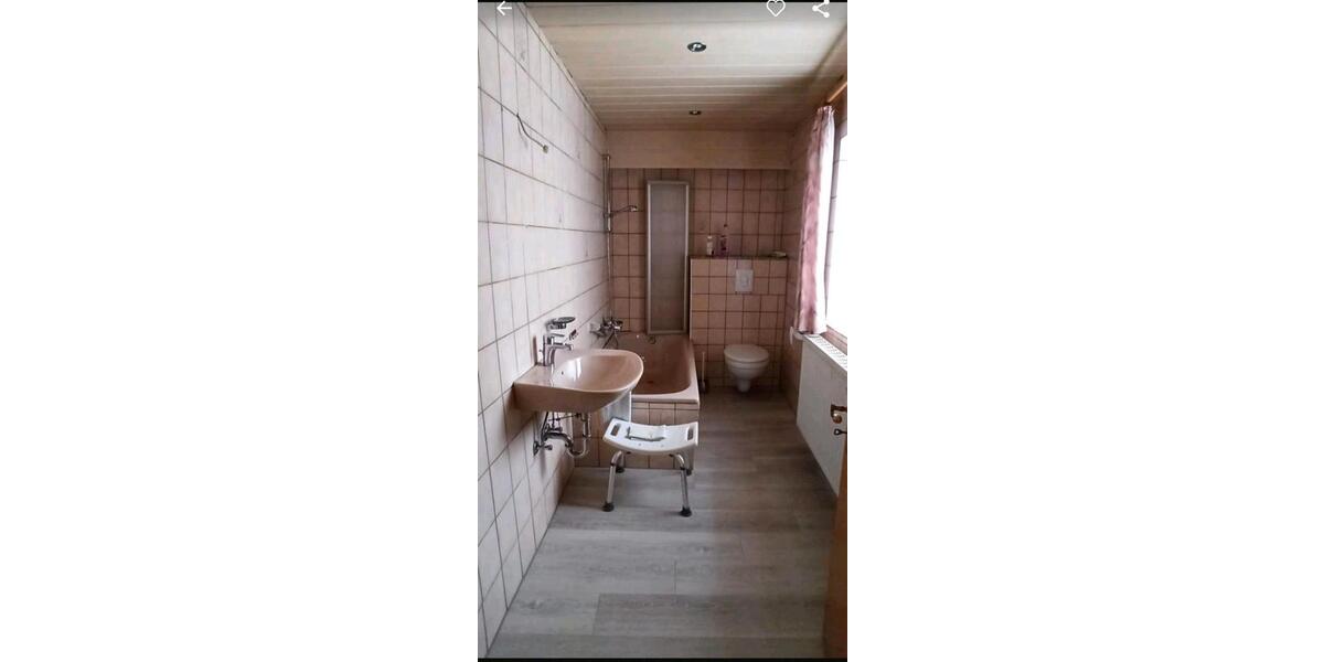 Mehrfamilienhaus, Wohnhaus Schiffweiler - 9 Zimmer, 300 m&sup2;, 228.000&euro; | Angebot:27120412