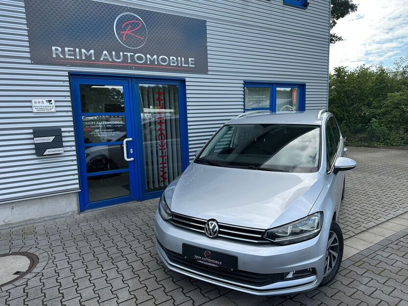 VW Touran 131.901 km 17.950 € Lingen 49811