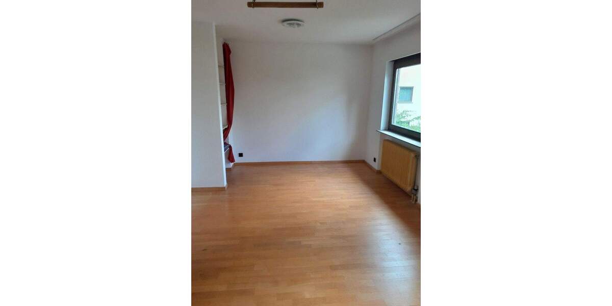 Reihenendhaus Stuttgart Möhringen - 8 Zimmer, 200 m&sup2;, 900.000&euro; | Angebot:24724347