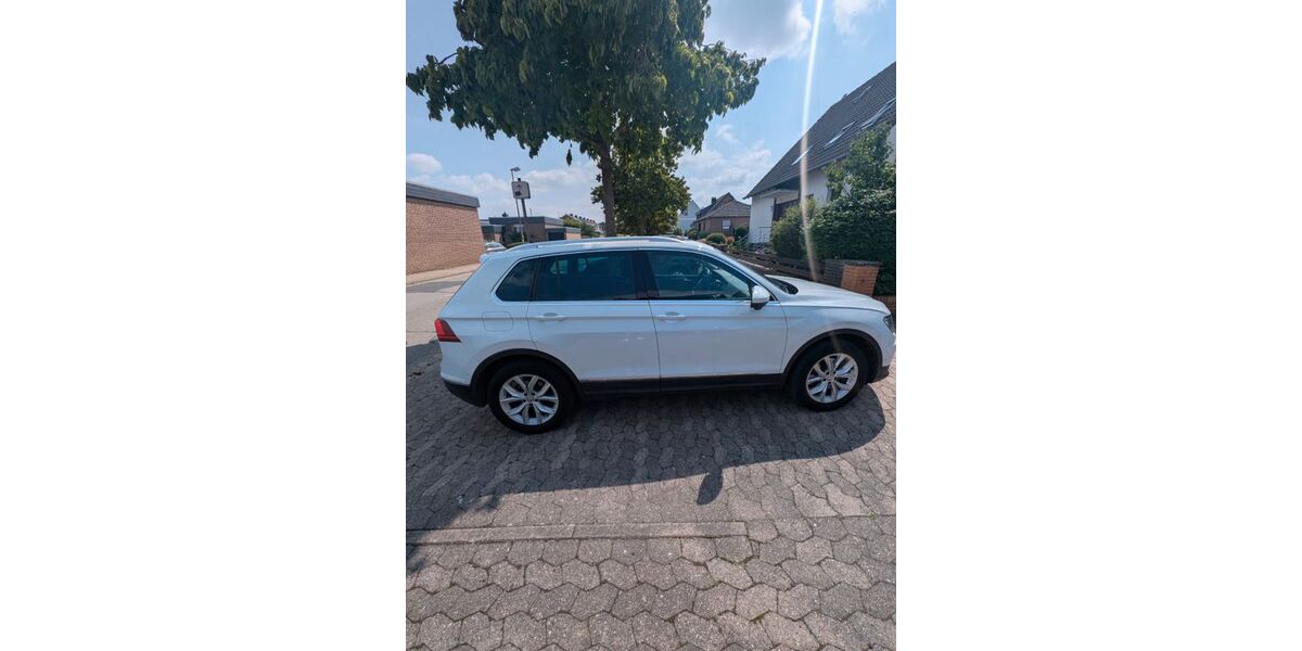 VW Tiguan 180.000 km 16.000 &euro; Laatzen 30880