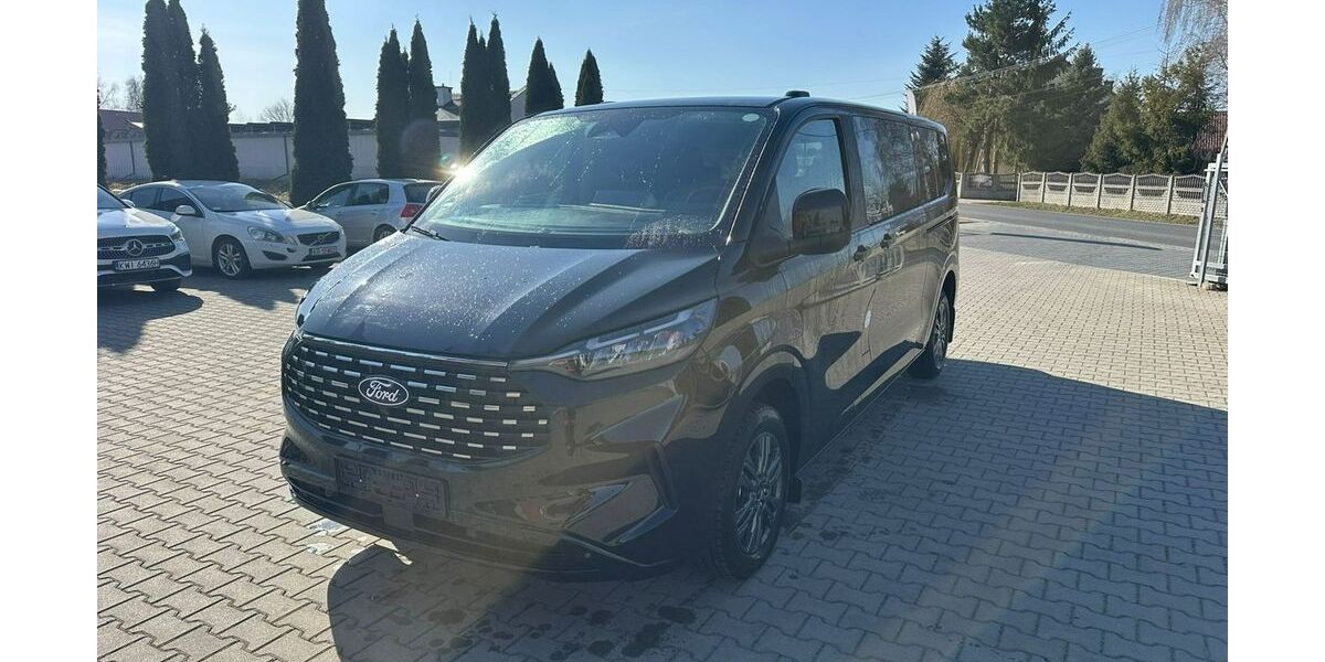 Ford Tourneo Custom 18.000 km 44.895 &euro; Kraków 31-55